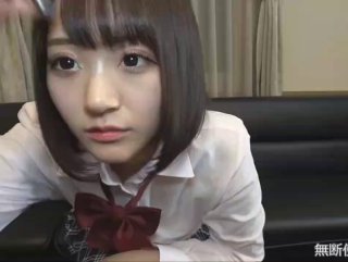 E罩杯黑丝长发妹纸与两支大鸡鸡哥哥玩3P 2